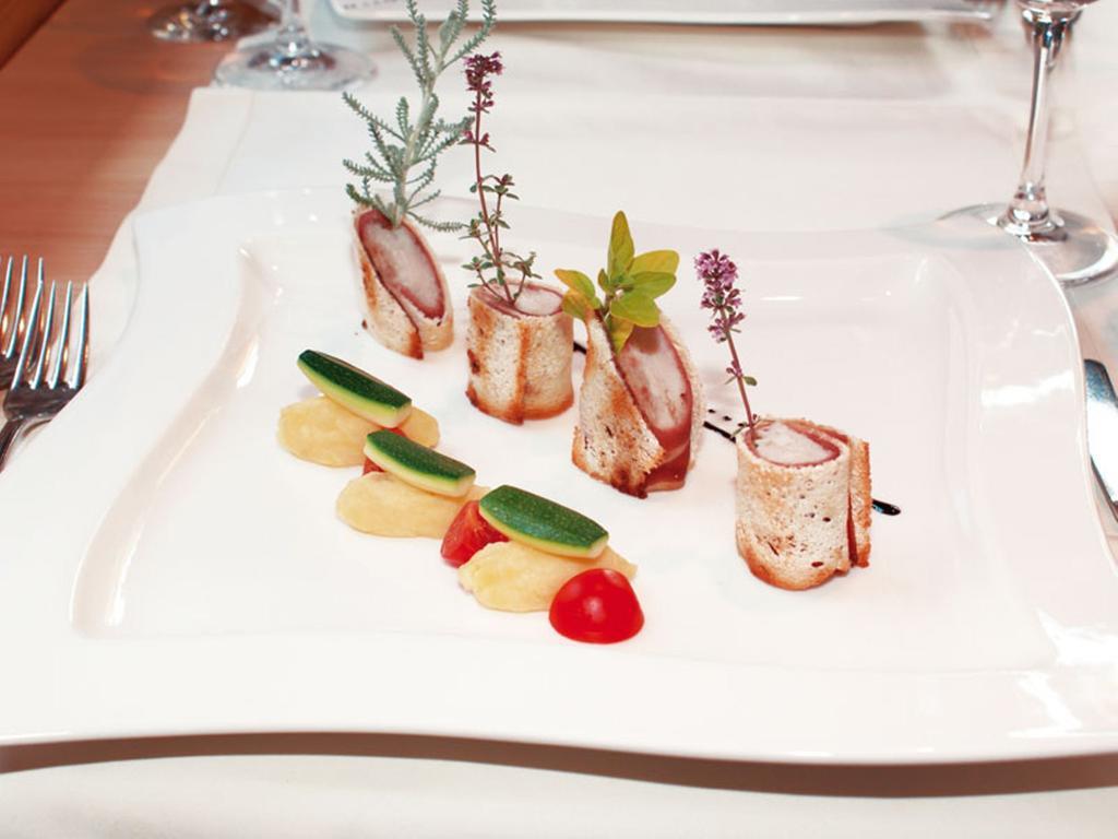 Hotel Des Alpes 삼나운 외부 사진
